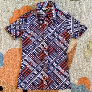 VTG I 70s I Groovy Stretch Nylon Button Down top